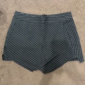 stripped skort